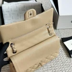Small grain cowhide with full packaging-box - Image 3