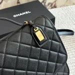 Caviar patent leather backpack-box - Image 12