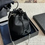 Wear an artifact bucket bag-box