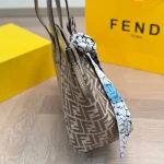 Inspired by the art of origami, the shape of the bag can be changed at will-box - Image 8
