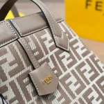 Inspired by the art of origami, the shape of the bag can be changed at will-box - Image 7