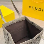 Inspired by the art of origami, the shape of the bag can be changed at will-box - Image 3