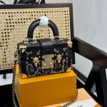 It can be carried by hand or cross-body and is full of diamond box bags-box - Image 10