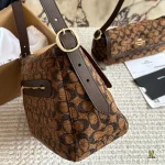 Family C is the popular king of new autumn and winter products-box - Image 8