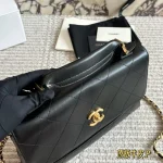 A large bag of calfskin-box - Image 11