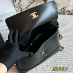 A large bag of calfskin-box - Image 7