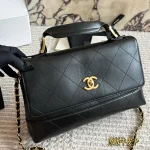 A large bag of calfskin-box - Image 5
