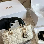 The white and black color of the new D-joy-box