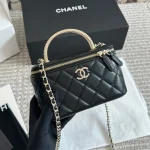 Glossy gold label diamond plaid sheepskin handle long box bag-box