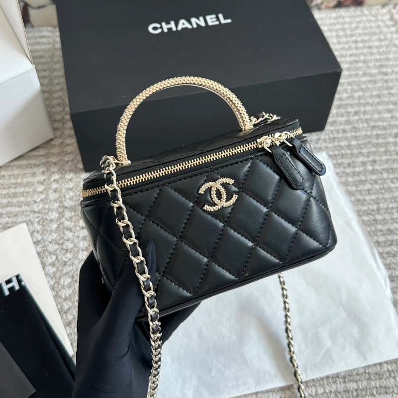 13411376724170600 Glossy gold label diamond plaid sheepskin handle long box bag-box - Image 1