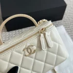 Glossy gold label diamond plaid sheepskin handle long box bag-box - Image 10