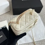 Glossy gold label diamond plaid sheepskin handle long box bag-box - Image 9