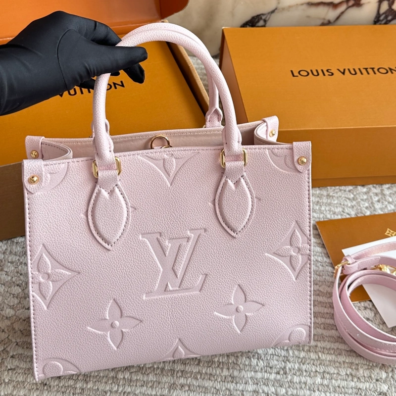 13411466376996600 New evaporated strawberry tote bag-box - Image 1