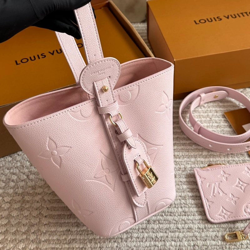 13411467877885600 Practical and stylish-box - Image 1