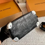 The new Alma shell bag  -box - Image 6
