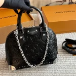 The new Alma shell bag  -box - Image 5