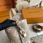 The BB25ss bucket bag-box