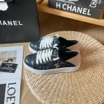 Double C one-foot slip casual shoes-box