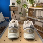 New sneakers with a box - Image 6