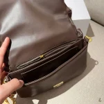 Cloud chain bag -box - Image 6