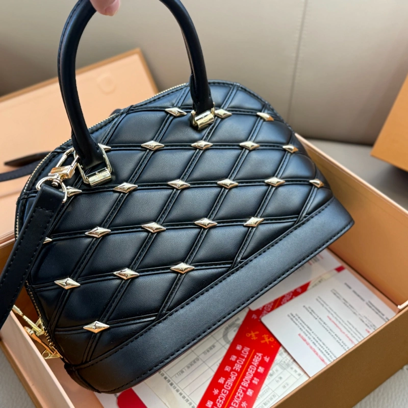 13412229852840000 New shell bag-box - Image 1