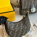 The latest model of the crescent bag-box - Image 5