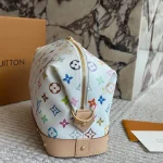 A favorite double-zipper toiletry bag-box - Image 9