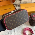 With a long shoulder strap, it can be worn crossbody and packaged in a cowhide gift box-box - Image 5