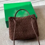 A must-have item for old money style outfits-box - Image 12