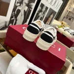 Thick-soled cloth shoes lead the new trend-box - Image 4