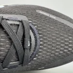 New running shoes-box - Image 3