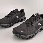New running shoes-box