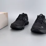 New running shoes-box - Image 10