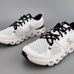 New running shoes-box - Image 8