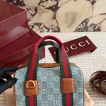 It's a new mini Boston style, but it holds a lot!-box - Image 10