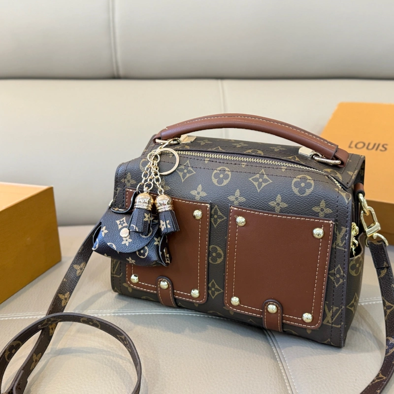13417152954251800 New 2-way shoulder and hand bag-no box - Image 1