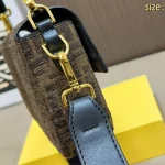 New styles featuring the classic print-box - Image 7