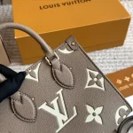 Small S/S handbag with box- - Image 7
