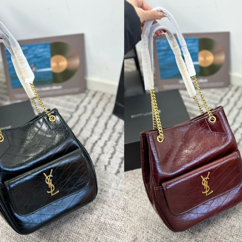 13417517777395600 Effortlessly chic and distinctly iconic-box - Image 1