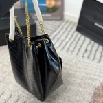 Effortlessly chic and distinctly iconic-box - Image 7