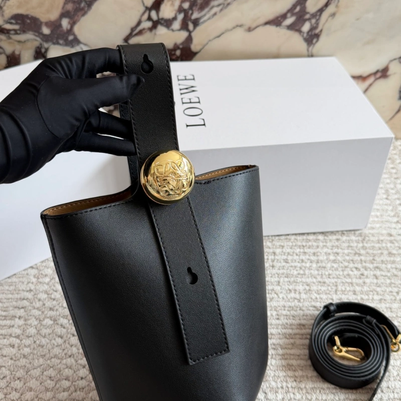 13417673037058400 Adjustable strap length for versatile carrying styles. Genuine leather strap with box - Image 1
