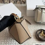 Puzzle-style Geometric Bag-box - Image 10