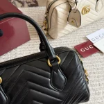 "Retro and elegant, full of premium vibes. Comes with a box. - Image 6