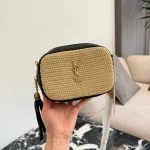 "Black and Gold Tassel Camera Bag-no box - Image 8