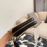 "Black and Gold Tassel Camera Bag-no box - Image 5