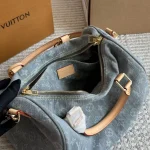 Denim Lover's Dream: Experience This Spacious Jean Tote-box - Image 2