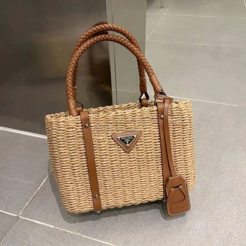 7cf8e4e017134d55f8e22914e679819d Classic bag-box - Image 1