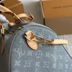Denim Lover's Dream: Experience This Spacious Jean Tote-box - Image 8
