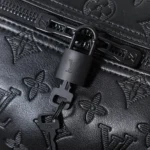 Black leather travel bag, sold without box. - Image 6