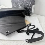 High-quality bag strap and box from a flash sale. - Image 2